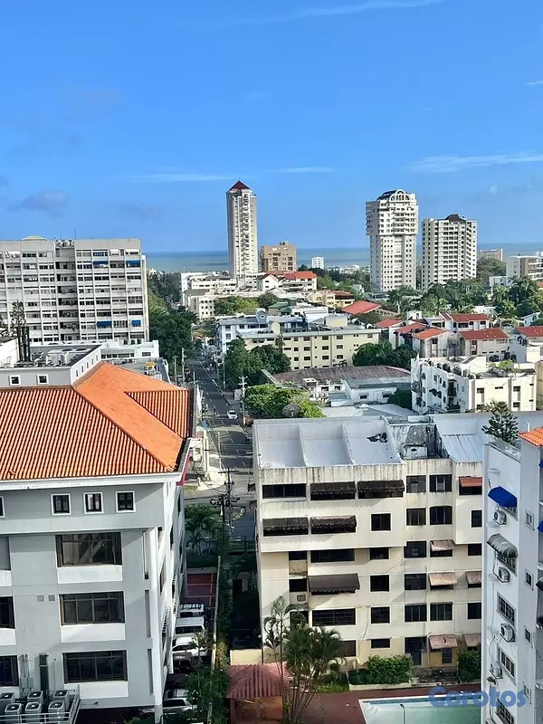 apartamentos - vendo Ph bella vista 4 habitaciones con su baño 3 parqueos terraza privada 2coci 12