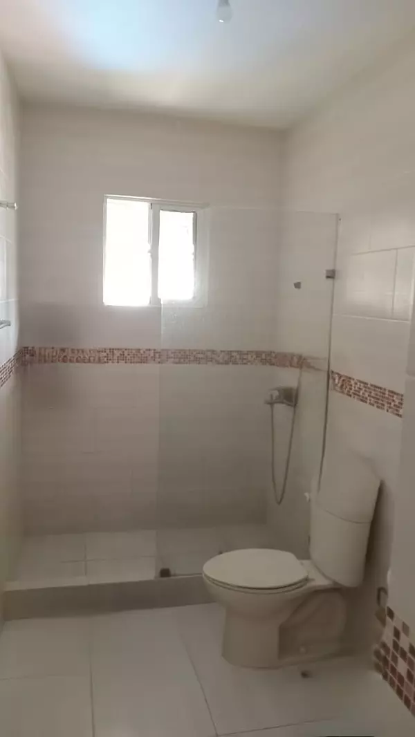 apartamentos - Vendo apartamento en Av Independencia 
 4