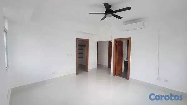 apartamentos - Apartamento en alquiler en bella vista de tres habitaciones 9