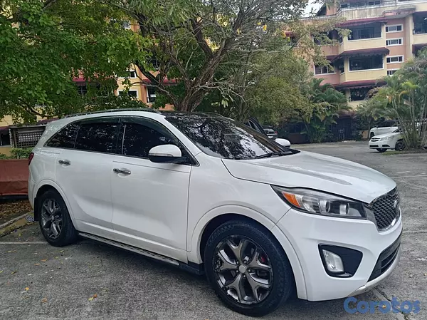 jeepetas y camionetas - Kia Sorento  6