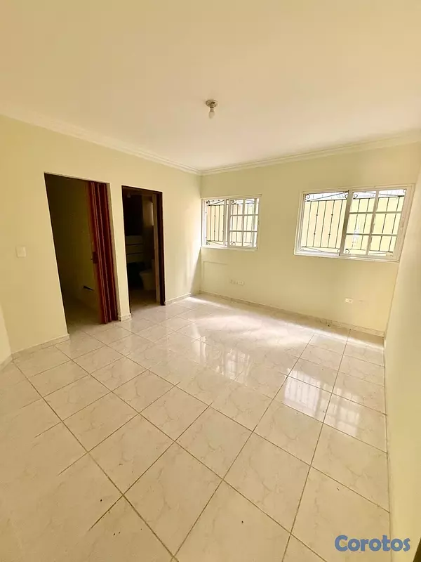 apartamentos - alquilo urbanización real tres habitaciones 2.5 baños dos parqueos lineales  7