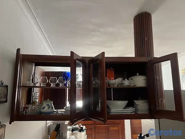 muebles y colchones - vitrina/gabinete aéreo de caoba con puertas de cristal, como nuevo  5