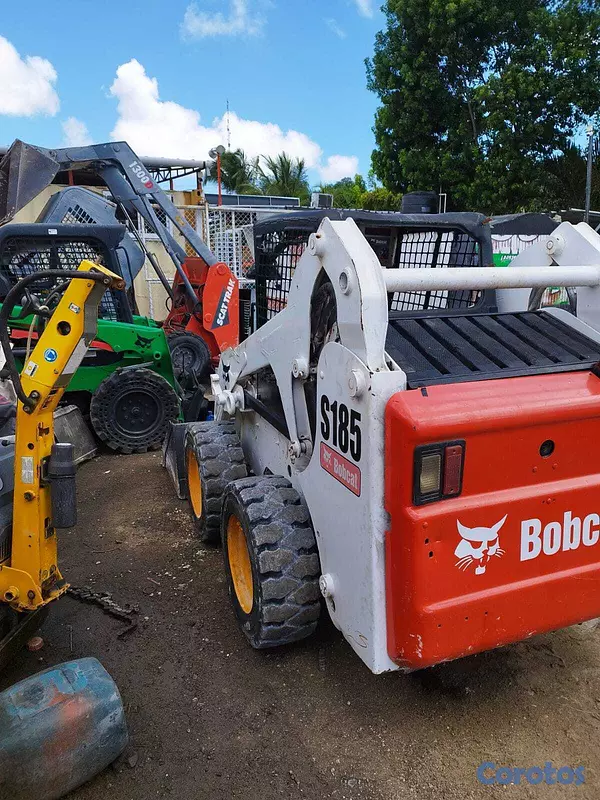 otros vehiculos - BOBCAT S185 3