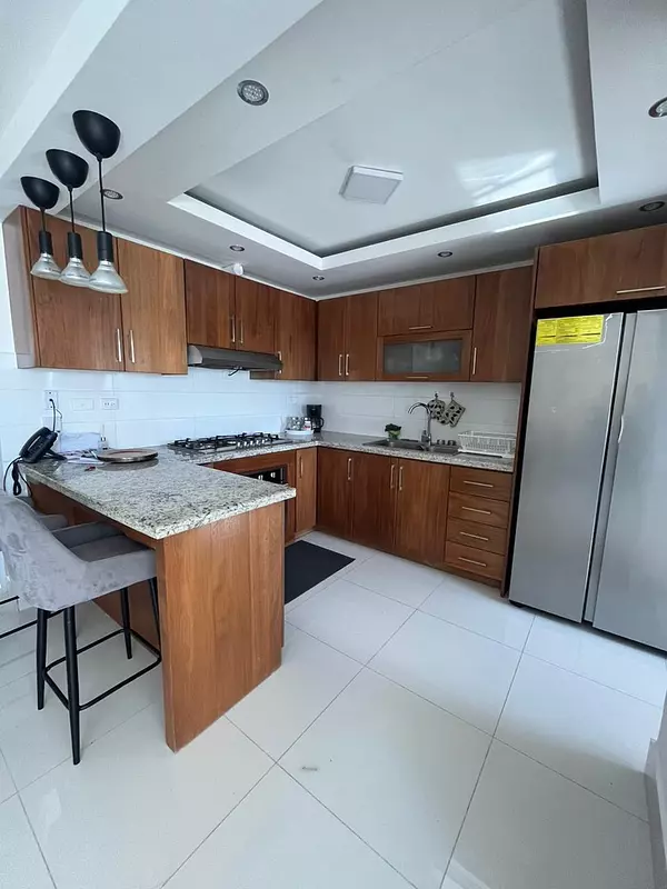 apartamentos - Apartamento con Piscina 6to Nivel Totalmente Amueblado, Cerro Alto 6