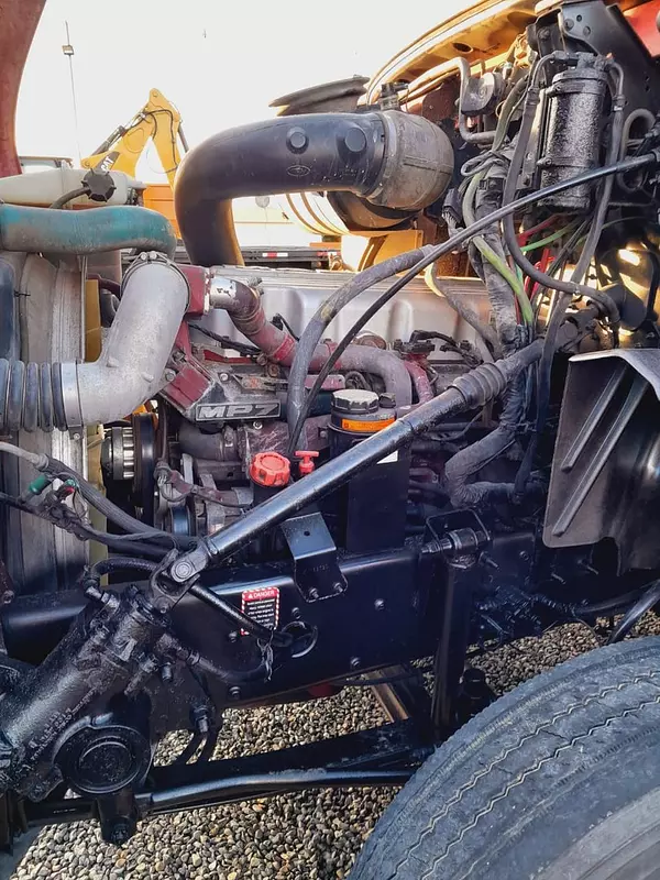 camiones y vehiculos pesados - MACK PINNACLE año 2014 2
