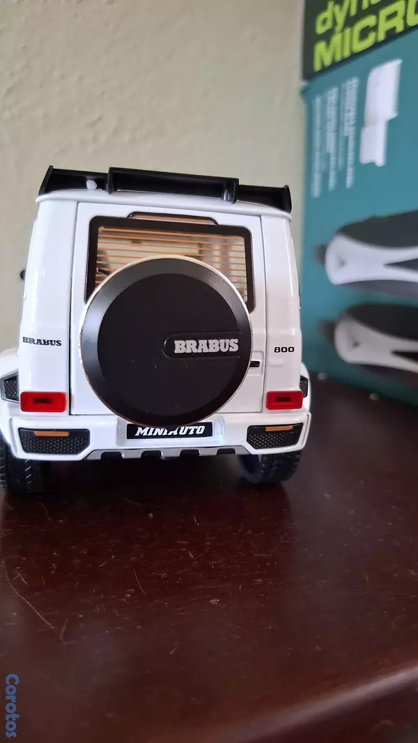 hobby y coleccion - Mercedes benz g wagon 800 10