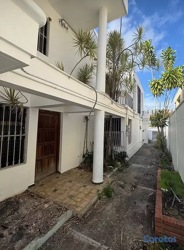 oficinas y locales comerciales - se alquila casa  9