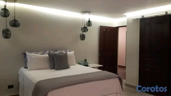 apartamentos - Apartamento 1er. piso. Remodelado full. Detalles de categoría. Super ubicación. 3