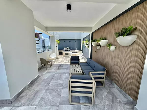 apartamentos - Apartamento en Venta con Línea Blanca Serralles  3