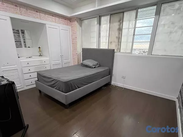 apartamentos - vendo pis 13 los cacicazgos tres habitaciones 2.5 baños dos parqueo balcón servi 6