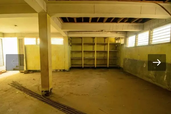 oficinas y locales comerciales - Se Vende y/o renta Casa Victoriana Para Uso Comercial  4
