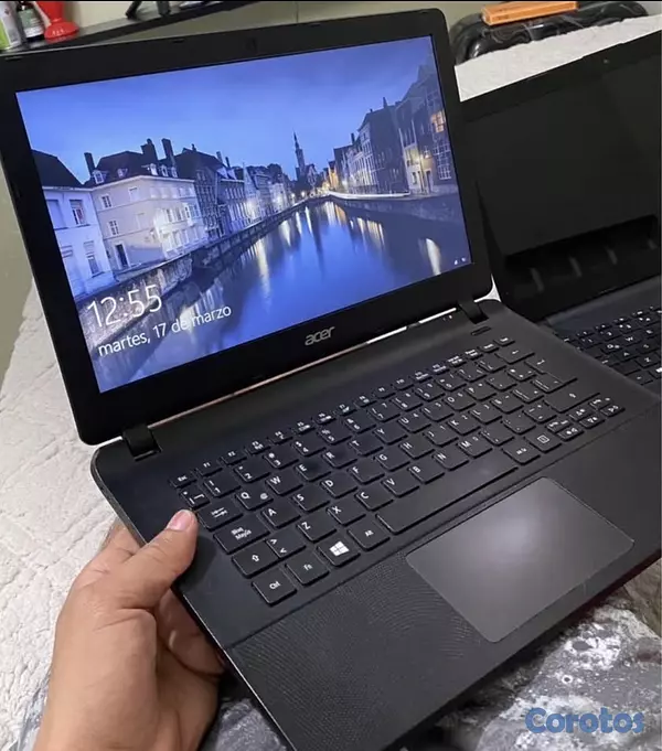 computadoras y laptops - Laptop Acer  2