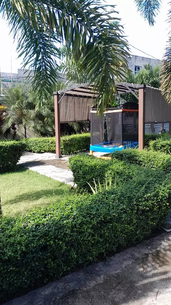 casas - Casa con 800 metros de terreno, Los 3 Ojos 6