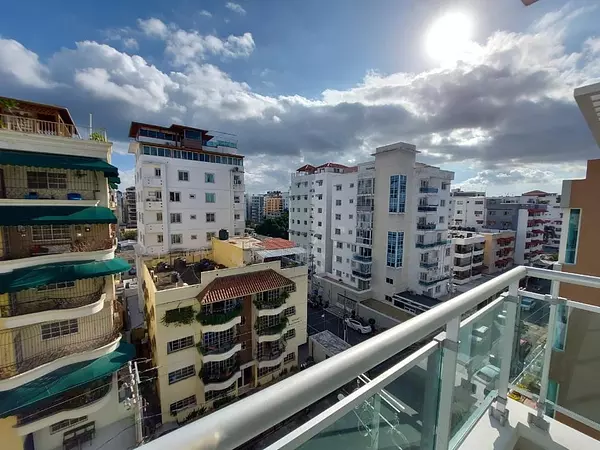 apartamentos - ALQUILO APARTAMENTO EN EL MILLÓN 
ALQUILER US$1,050
  2