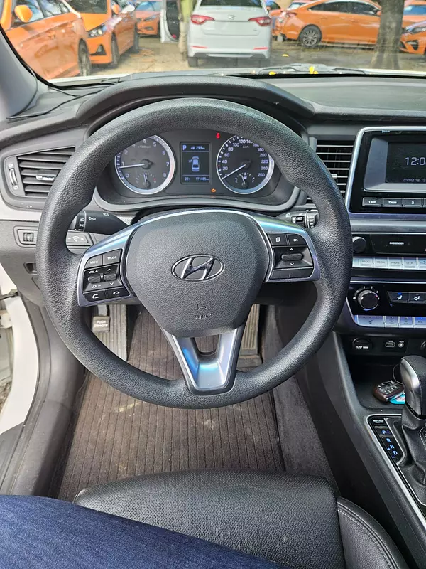 carros - HYUNDAI SONATA 2018 BLANCO GASOLINA 6