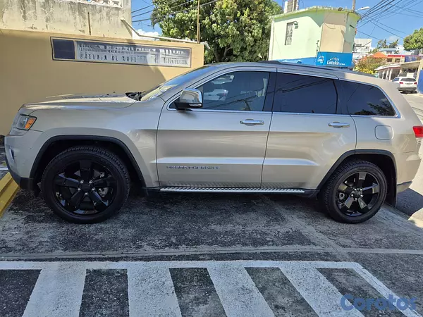 jeepetas y camionetas - Jeep Grand Cherokee Limited 2014  –  Una sola dueñ 3