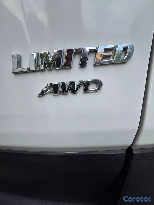jeepetas y camionetas - Toyota Rav4 2021 limited 12