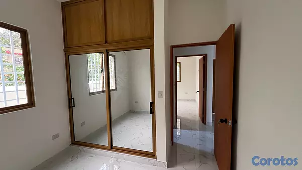 casas - ¡Atractiva propiedad a la venta en La Vega!
¡FINACIAMIENTO DISPONIBLE! 7