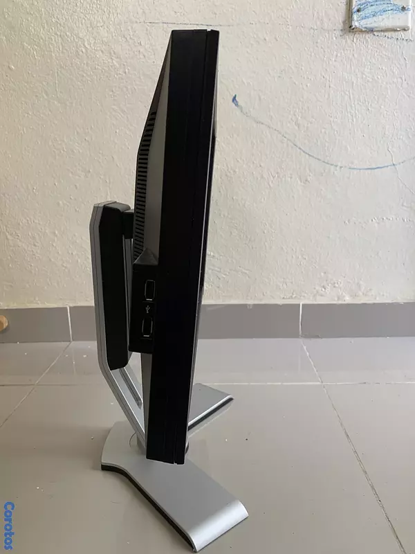 computadoras y laptops - MonitorDELL20”1600 x 600 pixeles 60Hz,5msPanel TN, DVI-D, DP, VGA, 4 puertos USB 8