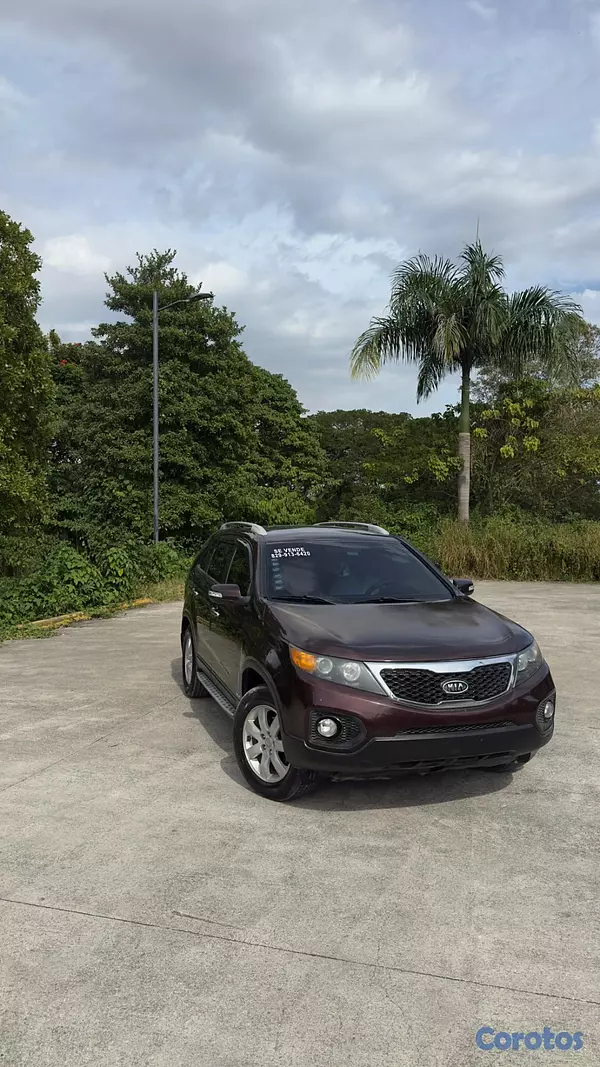 jeepetas y camionetas - Se vende KIA sorento 3