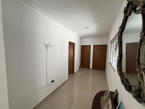 casas - Casa Moderna de 2 Niveles en Brisa Oriental  1756 5