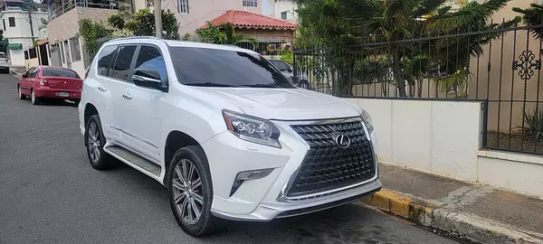jeepetas y camionetas - LEXUS GX460 FULL 2017 3