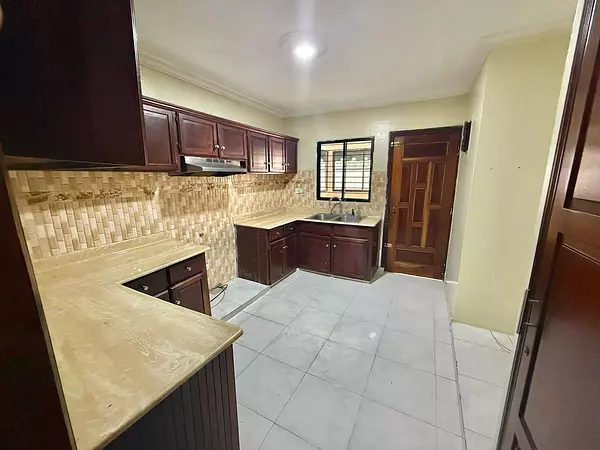 casas - Casa en alquiler Bella Vista Sur  5