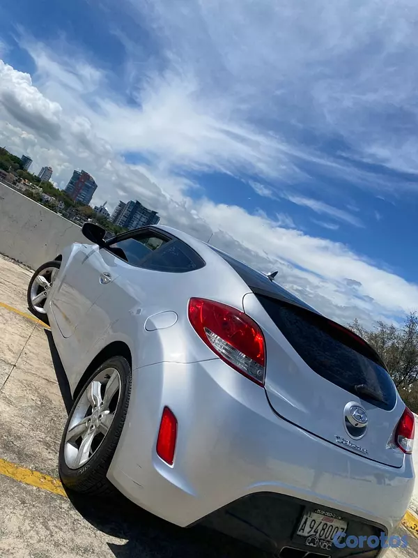 carros - Se vende Hyundai Veloster 2015💥 versión estándar  7