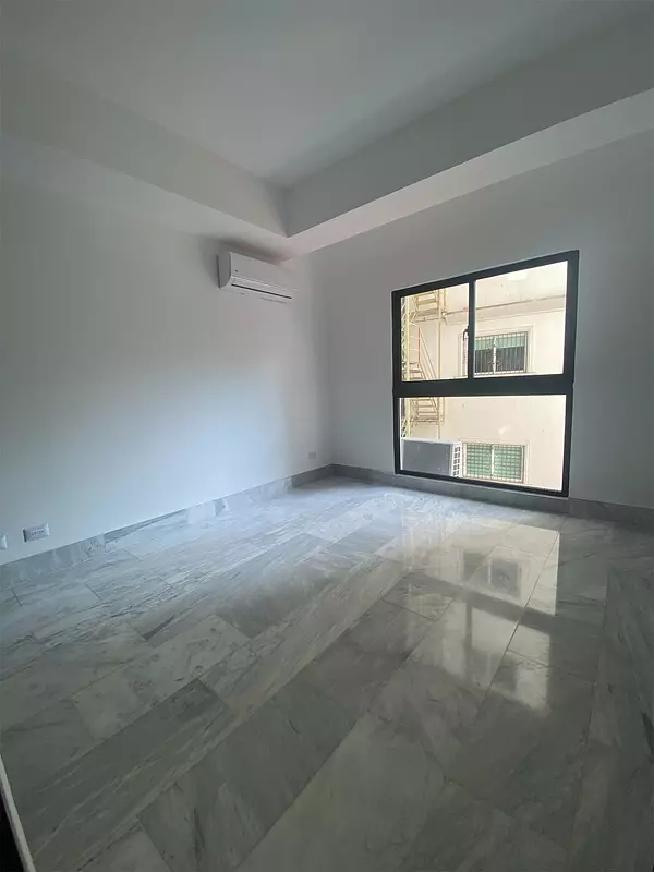 apartamentos - Apartamento de venta con área de cine en La Esmeralda  1
