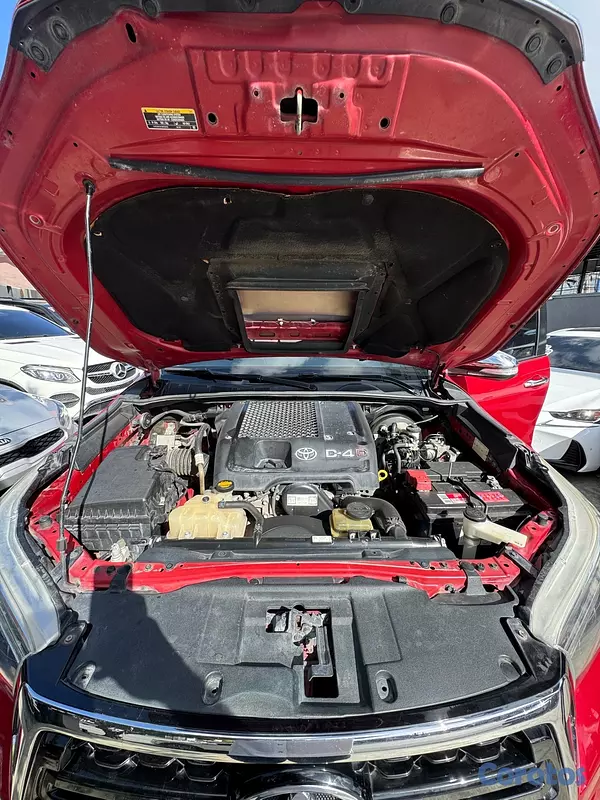 jeepetas y camionetas - Toyota Hilux SRV 2017
 12