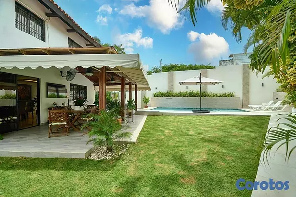 casas - Casa en Cuesta hermosa III con piscina Reciente  4