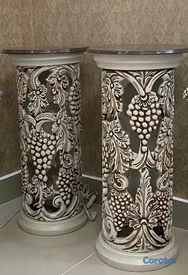 decoración y accesorios - Juego de Repisa Clásico con Pedestales en Mármol y Porcelana  4