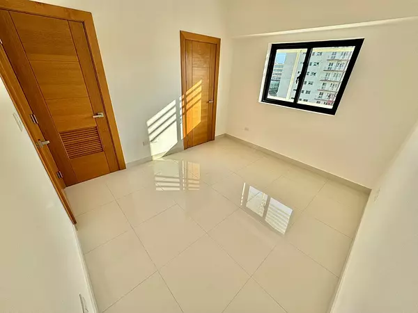 apartamentos - Apartamentos Nuevos en Venta
BELLA VISTA SUR
USD242,350 Piso 2 
USD252,044 Piso7 7