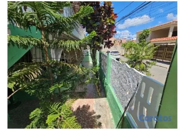 casas - Casa en Lucerna 2 niveles 6 hab 4 baños 375m2 terreno 300 const. RD$11,500,000 2