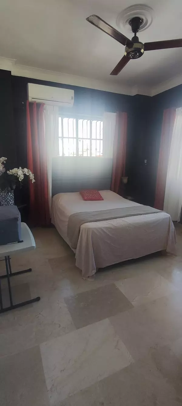 penthouses - Vendo Pent-house en Urbanización Real  5