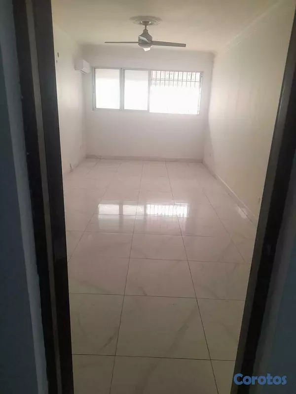 apartamentos - Amplio apartamento en alquiler 1er nivel 7
