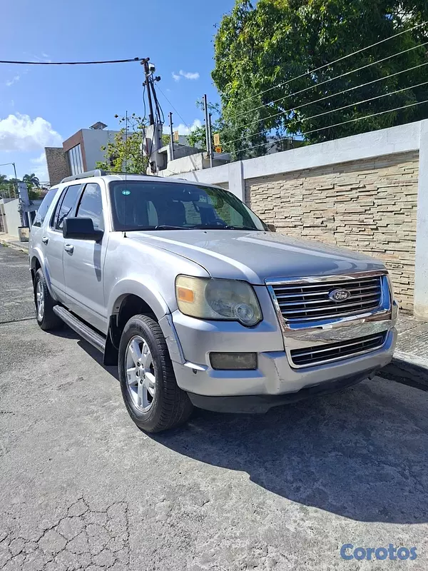 jeepetas y camionetas - 2010 Ford Explorer En Oferta 2