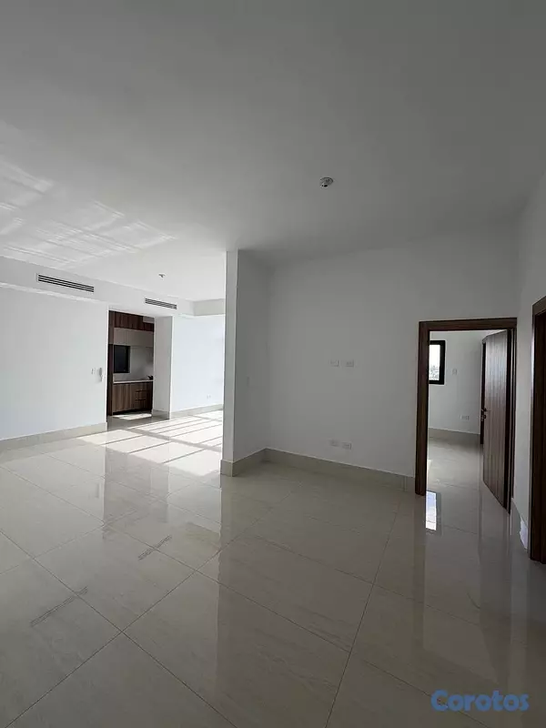apartamentos - Apto moderno en alquiler de 3 habitaciones , para estrenar , con Gym y jacuzzy 4