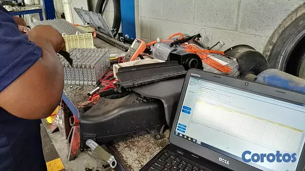 servicios profesionales - REPARACION Y MANTENIMIENTOS VEHICULOS HIBRIDOS  5
