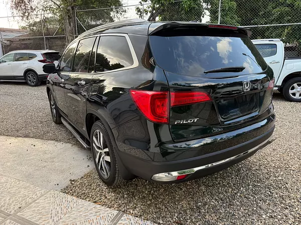 jeepetas y camionetas - Honda pilot 2016 touring  3