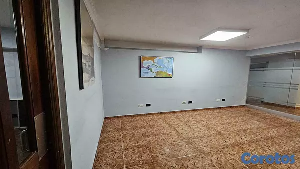 oficinas y locales comerciales - Local oficina en alquiler Piantini 3