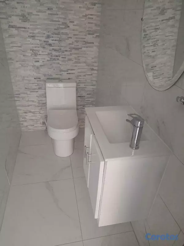 apartamentos - Amplio apartamento en alquiler 1er nivel 8