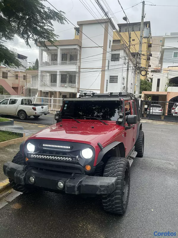 jeepetas y camionetas - se vende jeep wrangler 2014 como nuevo  8