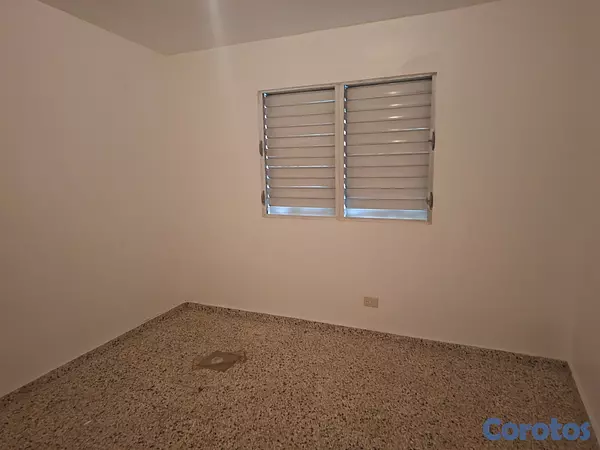 oficinas y locales comerciales - EN BANI: Alquilo para oficinas, consultorios o almacen 3