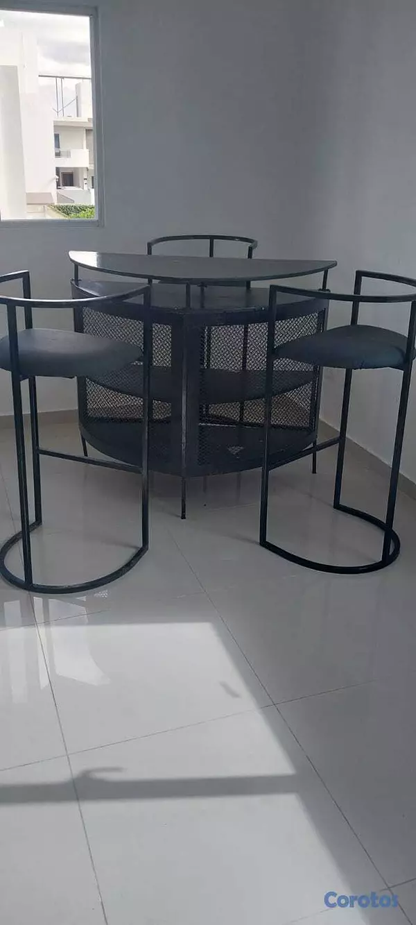 muebles y colchones - Barra moderna con 3 sillas altas – diseño elegante 6