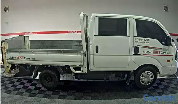 otros vehiculos - KIA THE NEW BONGO 3 2022 BLANCO DIESEL 7