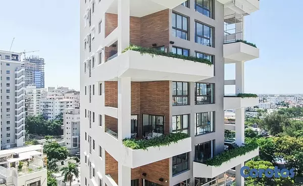 apartamentos - Apartamento en Paraiso Uno por piso 6 parqueos 10
