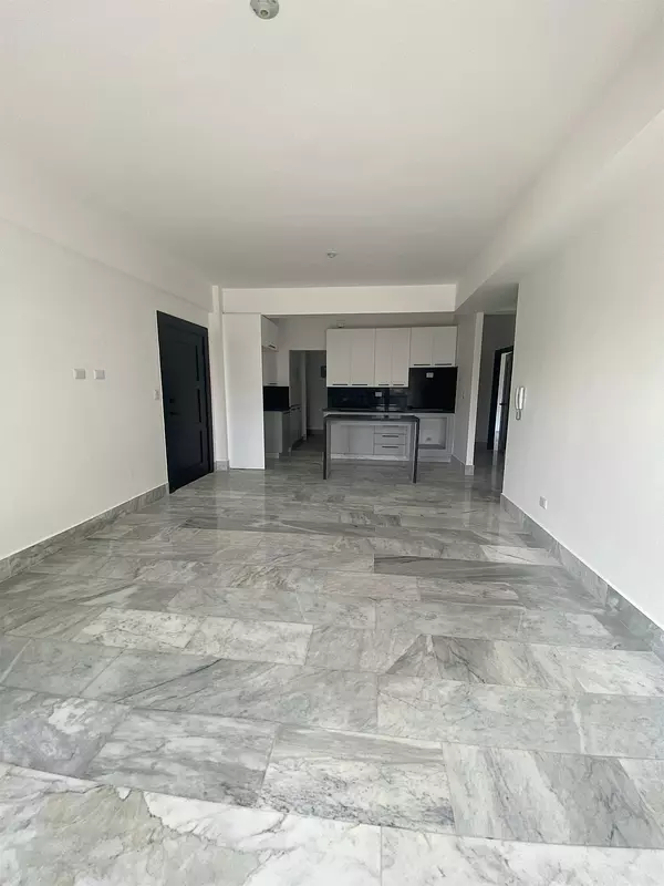 apartamentos - Apartamento de venta con área de cine en La Esmeralda  3