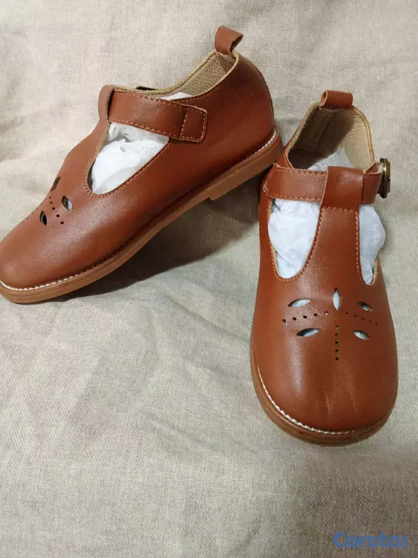 ropa y zapatos - ropas de niños de 0hasta 5 años vendo cajas también en 12000 3