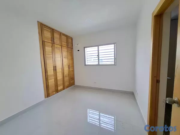 apartamentos - Vive en Zona Céntrica: Apto de 3 Hab. en El Cacique + 2 Parqueos y terraza. 9
